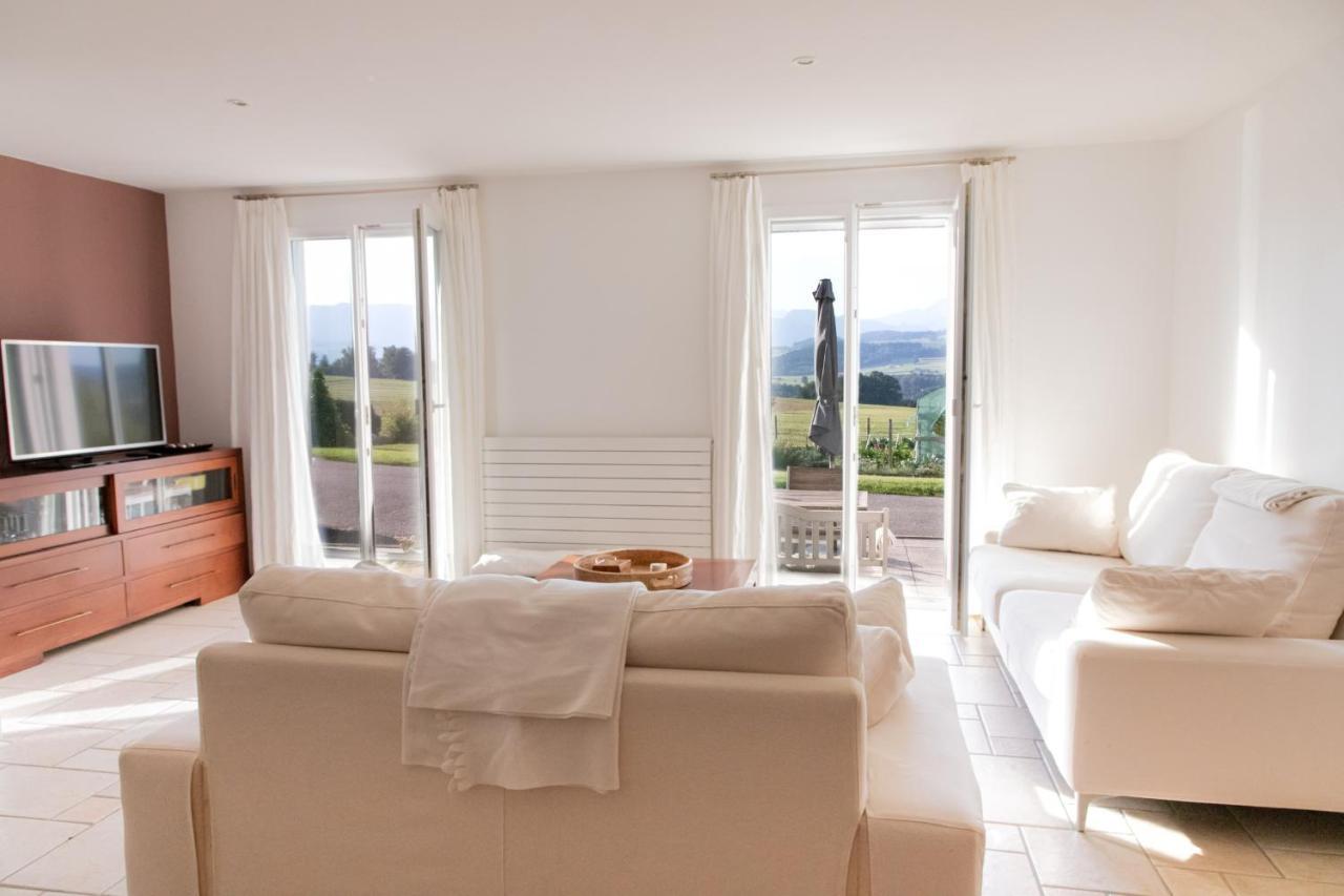Villa La Belle Ferme à Cottens  Extérieur photo