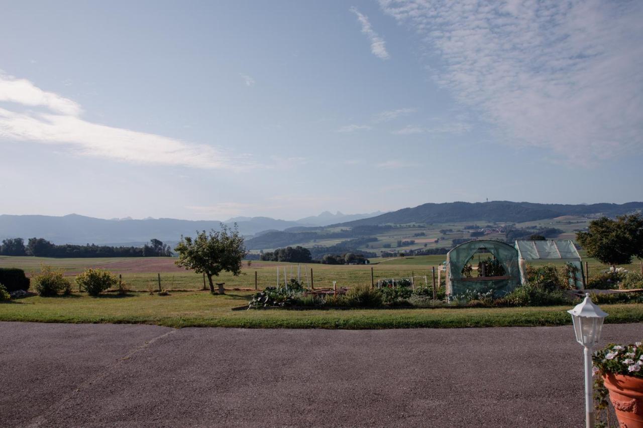 Villa La Belle Ferme à Cottens  Extérieur photo